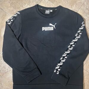 Puma Men's Black Crewneck Sweater large
